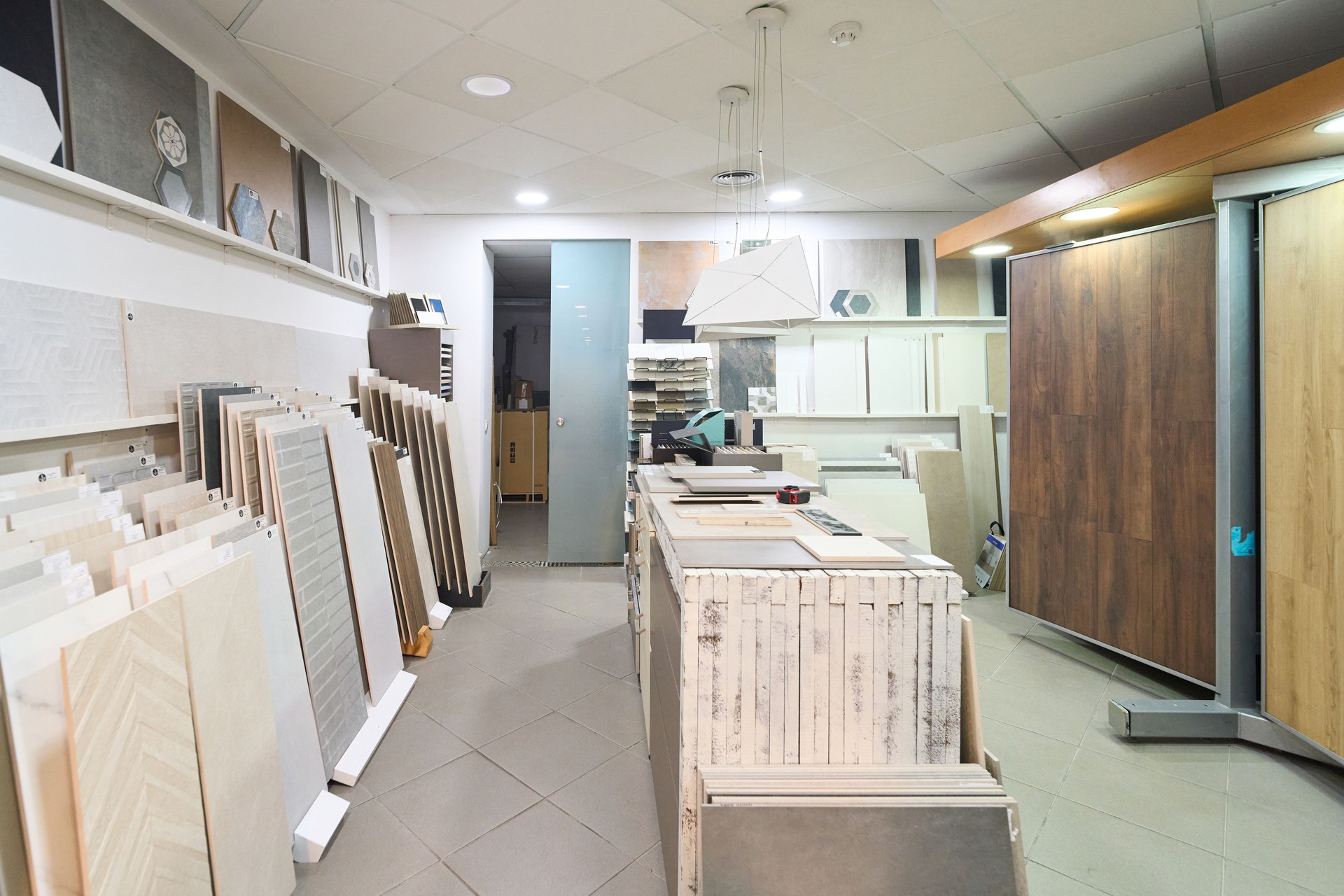 Modern showroom with various floor and wall coverings displayed